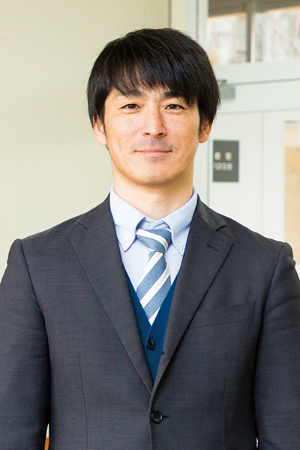 講師 恒賀康太郎